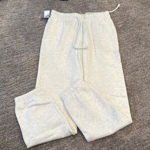 Aritzia Light Gray Sweatpants